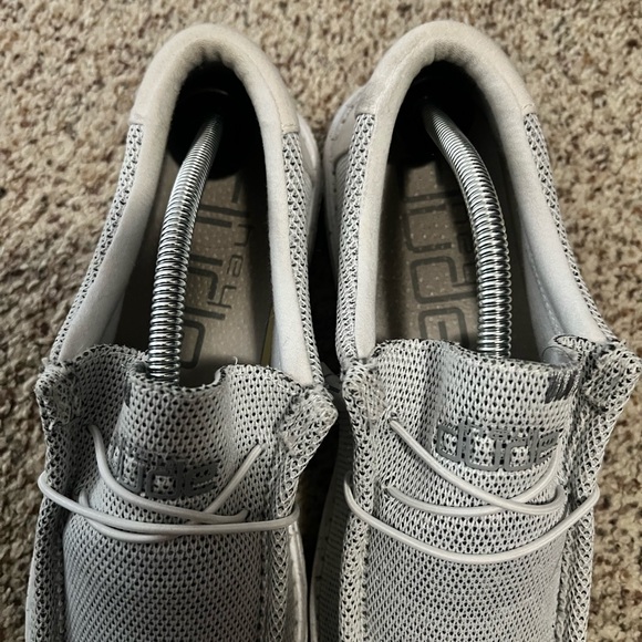 Hey Dude Slip On Light Gray Mens 10.5 - Picture 3 of 5